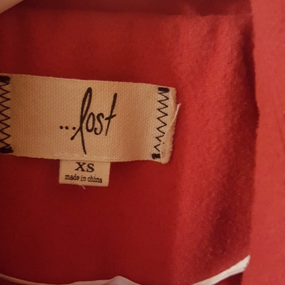 Girls Red coat size XS - Picture 3 of 5